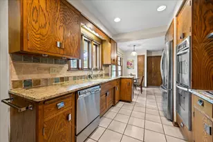 1060 Oak Knoll Dr, Lake Forest, IL 60045 - Photo 12