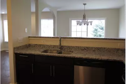 32461 N Rushmore Avenue, Lakemoor, IL 60051 - Photo 8