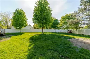 102 Meadowland Dr, Lexington, IL 61753 - Photo 56