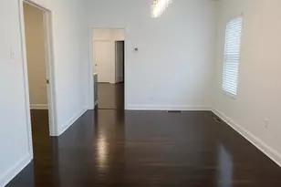1439 W 16th St, Chicago, IL 60608 - Photo 2