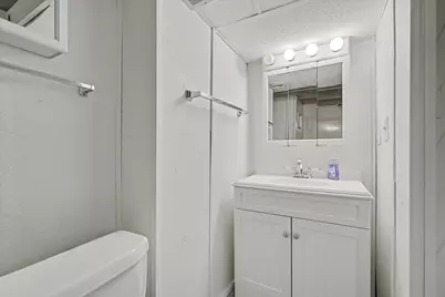 528 Chester Avenue, Danville, IL 61832 - Photo 22