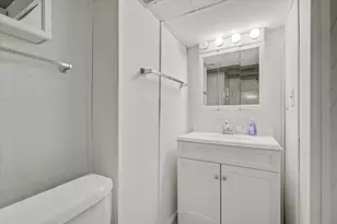 528 Chester Ave, Danville, IL 61832 - Photo 22