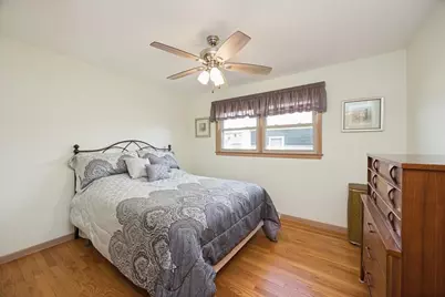 4116 Raymond Avenue, Brookfield, IL 60513 - Photo 8