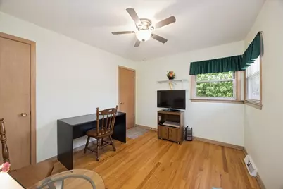 4116 Raymond Avenue, Brookfield, IL 60513 - Photo 10