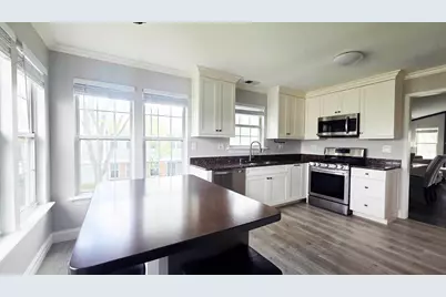 2012 Quaker Hollow Lane, Streamwood, IL 60107 - Photo 12