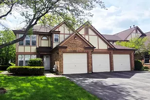 2012 Quaker Hollow Ln, Streamwood, IL 60107 - Photo 1