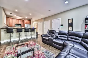 663 N Peoria St, Chicago, IL 60642 - Photo 6
