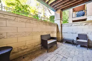 663 N Peoria St, Chicago, IL 60642 - Photo 16