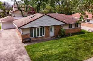 432 Natoma St, Park Forest, IL 60466 - Photo 1