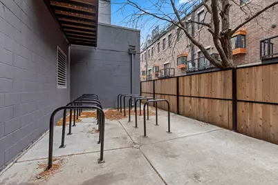 2217 W Madison Street #403, Chicago, IL 60612 - Photo 16