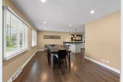 5818 Ridgewood Drive, Western Springs, IL 60558 - Photo 2