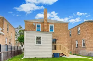 9138 S Carpenter St, Chicago, IL 60620 - Photo 18