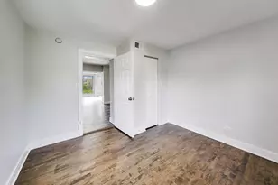 9138 S Carpenter St, Chicago, IL 60620 - Photo 6