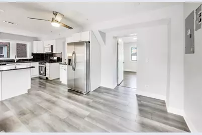 9138 S Carpenter Street, Chicago, IL 60620 - Photo 4
