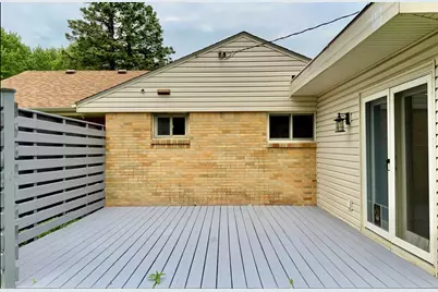 3929 Pinecrest Road, Rockford, IL 61107 - Photo 32