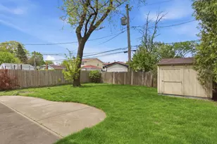 9138 4 Winds Way, Skokie, IL 60076 - Photo 38