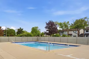 710 Bayside Ct, Wheeling, IL 60090 - Photo 34