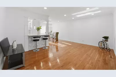 710 Bayside Court, Wheeling, IL 60090 - Photo 10