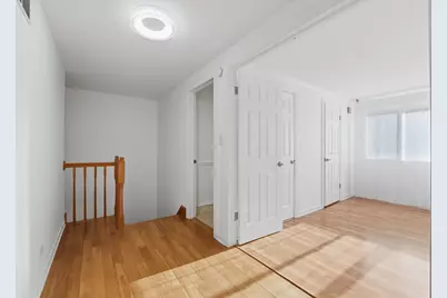 710 Bayside Court, Wheeling, IL 60090 - Photo 12