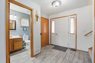 1122 Leo Singer Ln, Zion, IL 60099 - Photo 4