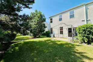 4121 Blackstone Dr, Aurora, IL 60504 - Photo 20