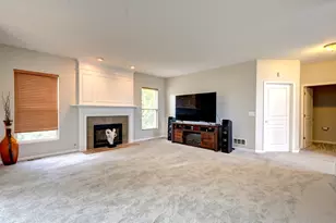 6 Forsythia Ct, Bolingbrook, IL 60490 - Photo 10