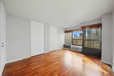 30 E Huron Street #1904, Chicago, IL 60611 - Photo 10