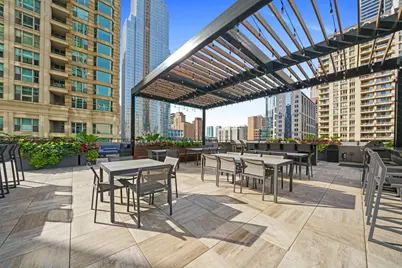 30 E Huron Street #1904, Chicago, IL 60611 - Photo 22