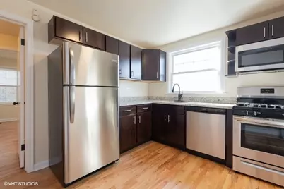 4260 W Nelson Street #1, Chicago, IL 60641 - Photo 4