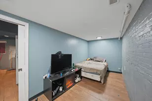6416 S Campbell Ave, Chicago, IL 60629 - Photo 30
