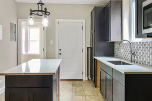 6416 S Campbell Ave, Chicago, IL 60629 - Photo 4
