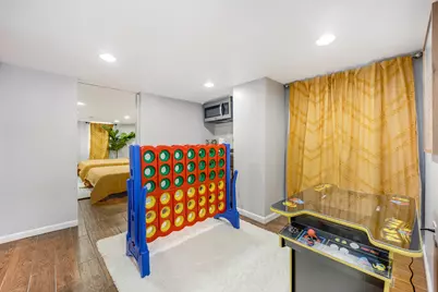 2920 N Gresham Avenue, Chicago, IL 60618 - Photo 28