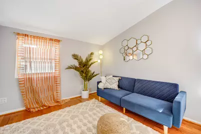 2920 N Gresham Avenue, Chicago, IL 60618 - Photo 24