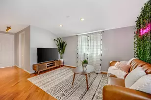 2920 N Gresham Ave, Chicago, IL 60618 - Photo 16