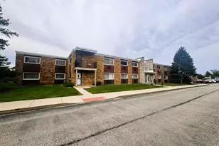 1313 S Rebecca Rd, Lombard, IL 60148 - Photo 2