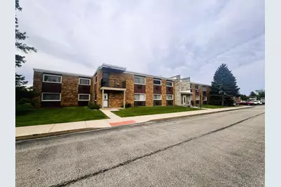 1313 S Rebecca Road #209, Lombard, IL 60148 - Photo 2