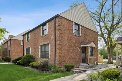 440 East Avenue, La Grange, IL 60525 - Photo 1