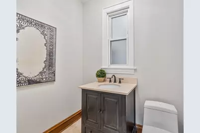 1502 W Edgewater Avenue, Chicago, IL 60660 - Photo 16