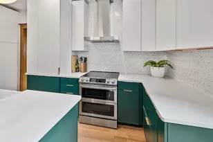 1502 W Edgewater Ave, Chicago, IL 60660 - Photo 4