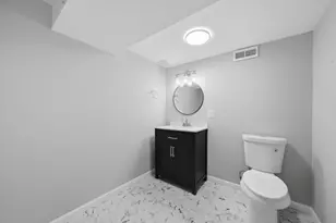 25 S Illinois Ave, Villa Park, IL 60181 - Photo 14
