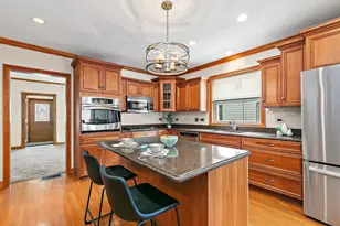 215 Evans Ave, Dekalb, IL 60115 - Photo 14