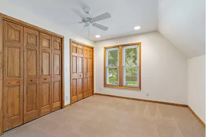 215 Evans Avenue, Dekalb, IL 60115 - Photo 24