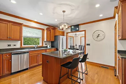 215 Evans Avenue, Dekalb, IL 60115 - Photo 12