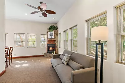 215 Evans Avenue, Dekalb, IL 60115 - Photo 8