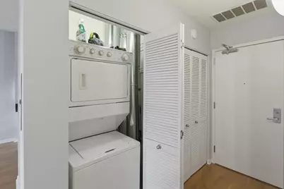 873 N Larrabee Street #507, Chicago, IL 60610 - Photo 8