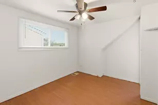 2633 Rhodes Ave, River Grove, IL 60171 - Photo 10