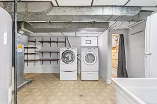 3221 N Opal Ave, Chicago, IL 60634 - Photo 36