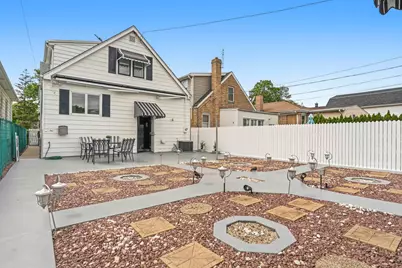 3221 N Opal Avenue, Chicago, IL 60634 - Photo 38