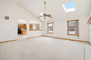 18110 S Sligo Way, Country Club Hills, IL 60478 - Photo 8