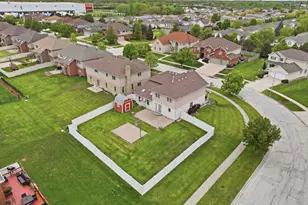 18110 S Sligo Way, Country Club Hills, IL 60478 - Photo 16